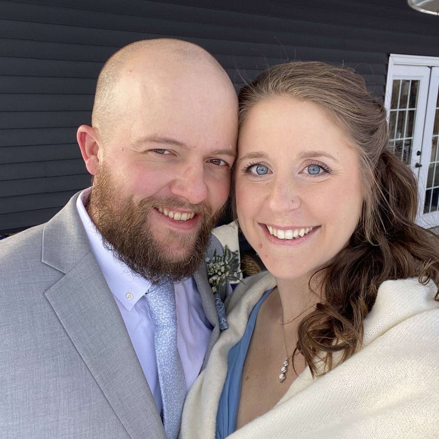 611119500 122230342820099553 3423084290745658626 n